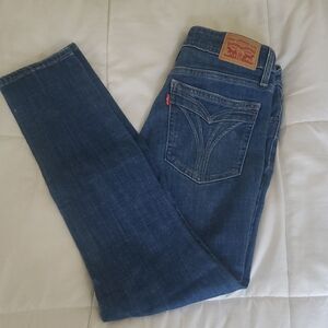 Levi's Women's Classic Straight Leg Denim Jeans